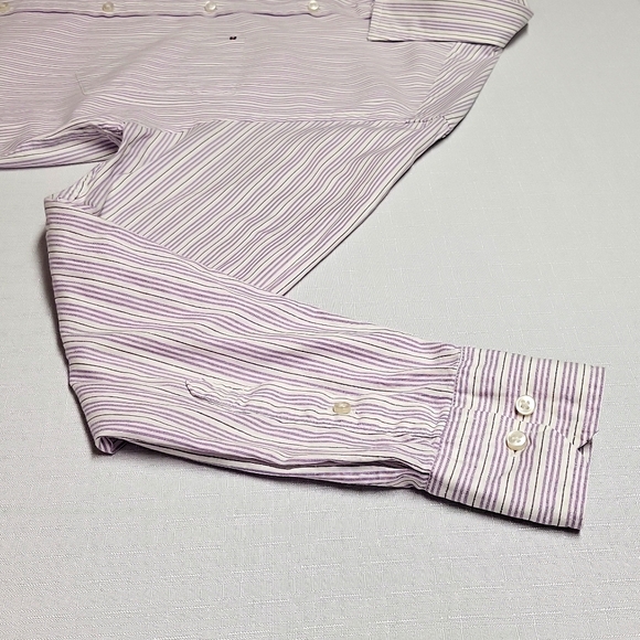 Tommy Hilfiger,  Mens sze Med,  Vintage,  Button Down,  Long Sleeves dress shirt - Picture 13 of 15